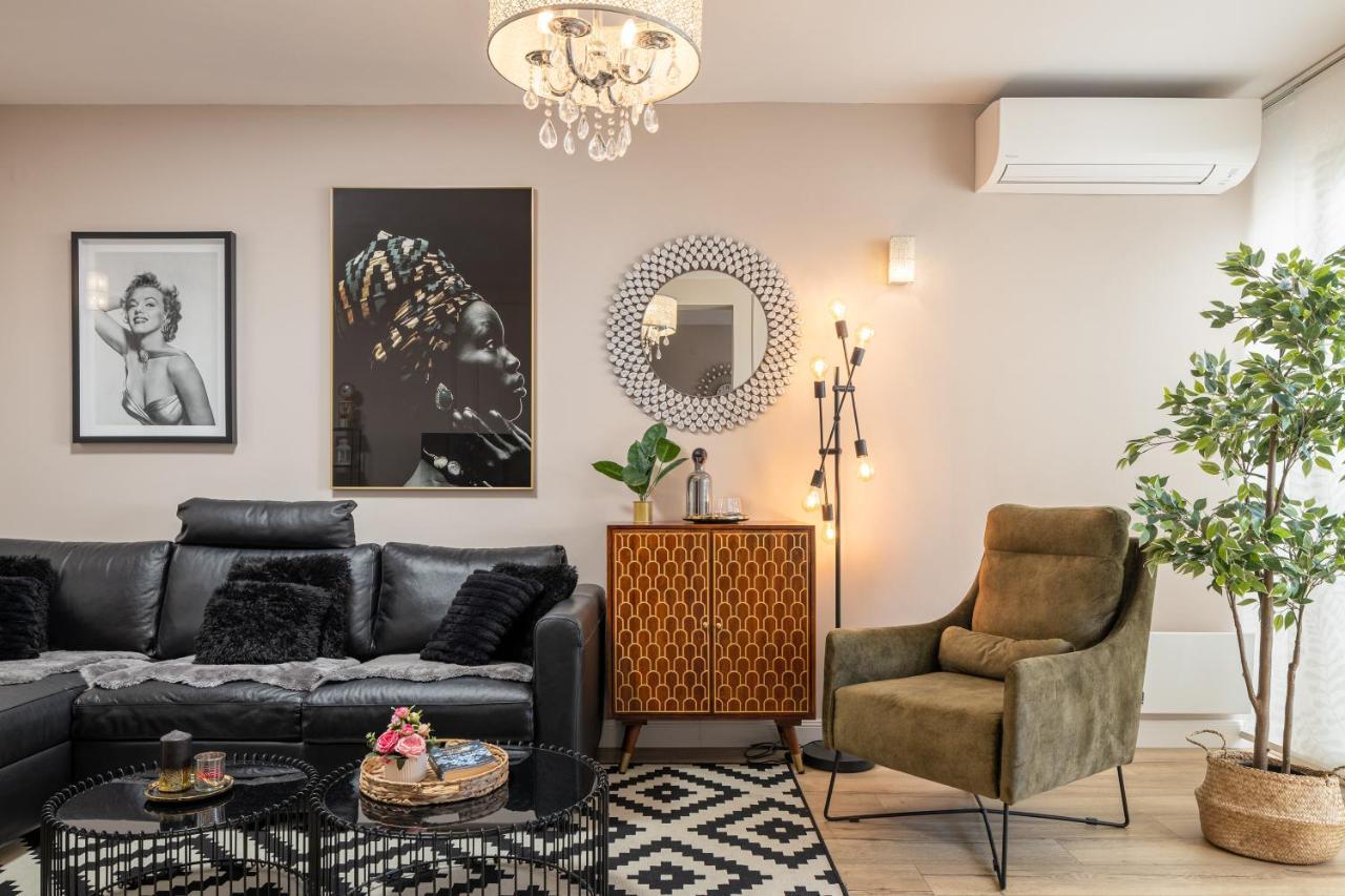 Apartment Amour Luxe สปลิท ภายนอก รูปภาพ