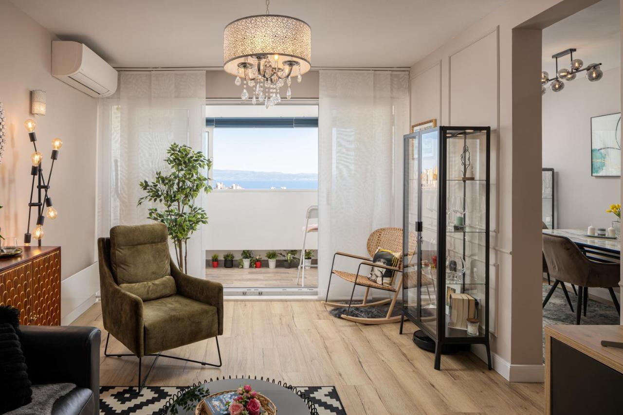 Apartment Amour Luxe สปลิท ภายนอก รูปภาพ