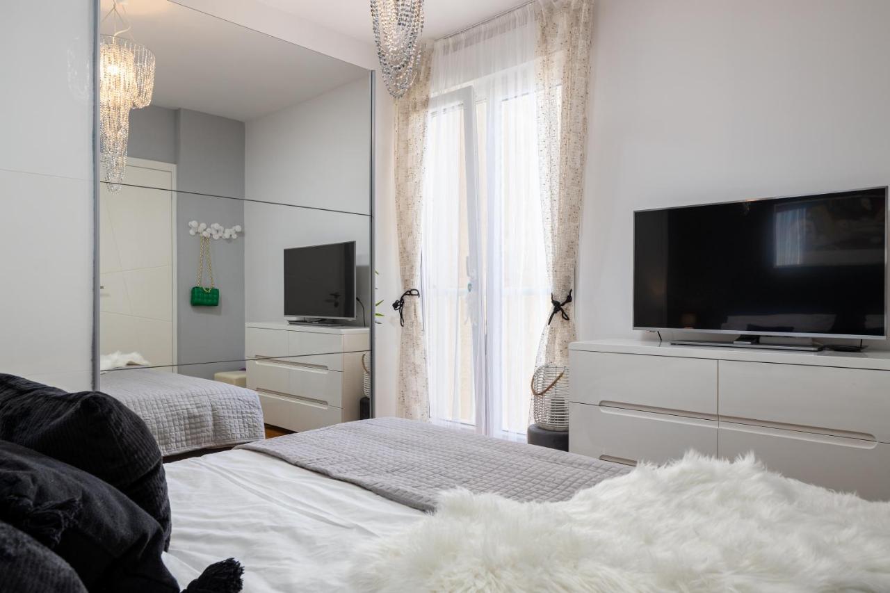 Apartment Amour Luxe สปลิท ภายนอก รูปภาพ
